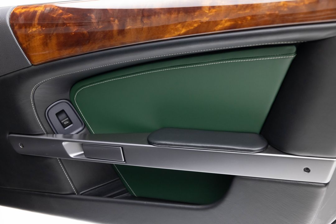 2007 Aston Martin DB9 Volante
