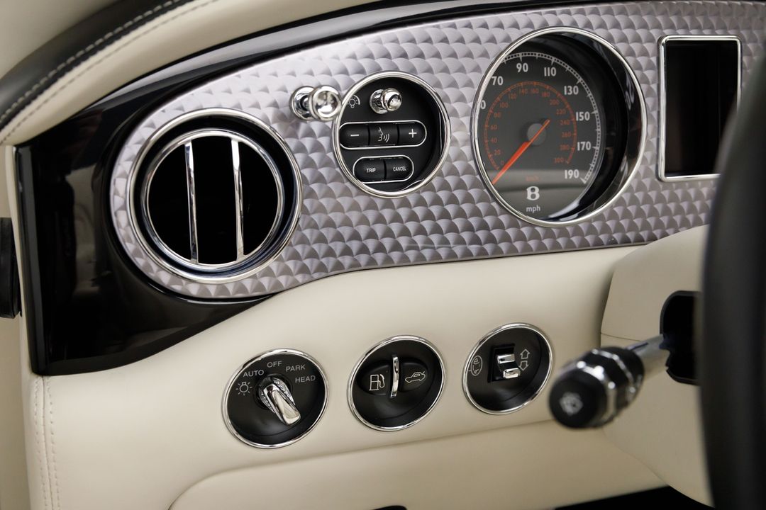 2010 Bentley Azure T 1 of 80