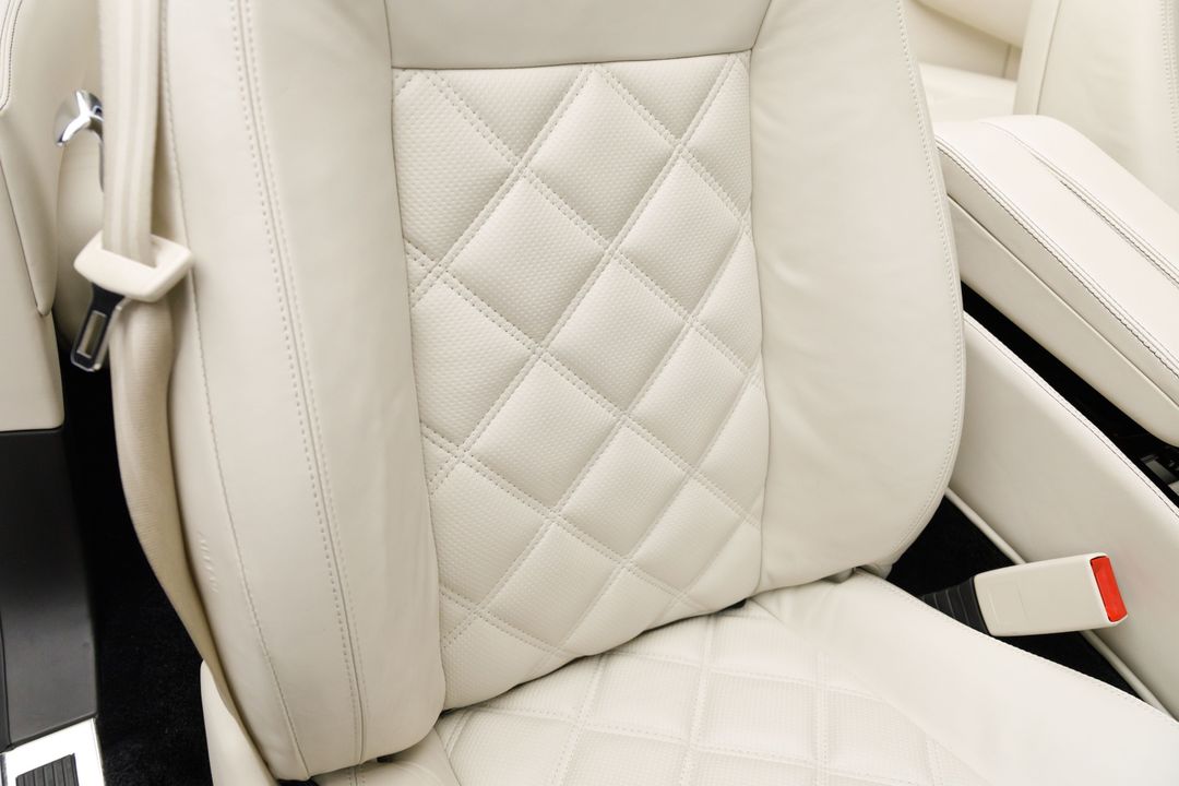 2010 Bentley Azure T 1 of 80