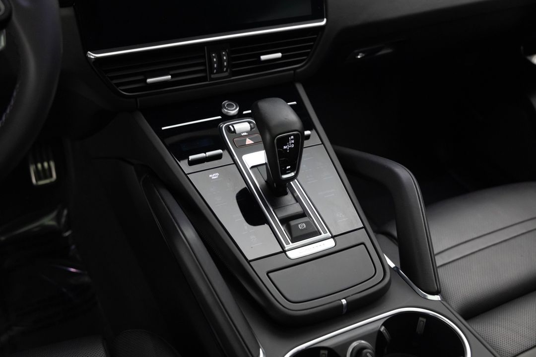 2020 Porsche Cayenne Turbo Coupe