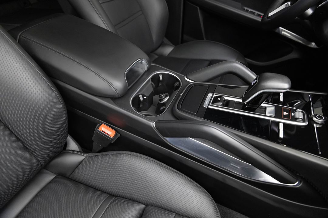 2020 Porsche Cayenne Turbo Coupe