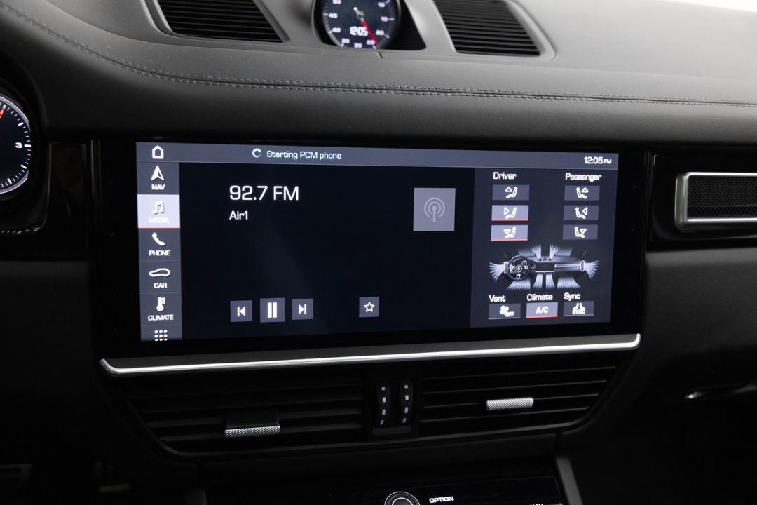 2020 Porsche Cayenne Turbo Coupe