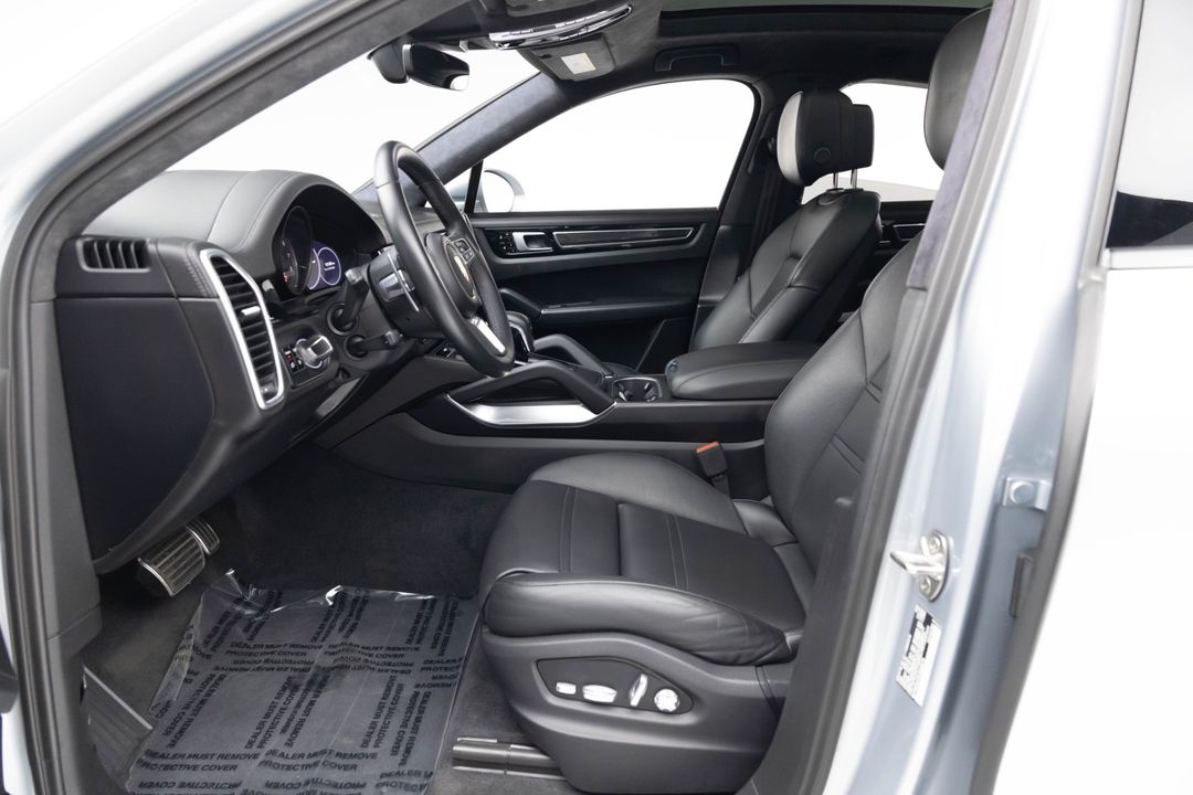 2020 Porsche Cayenne Turbo Coupe