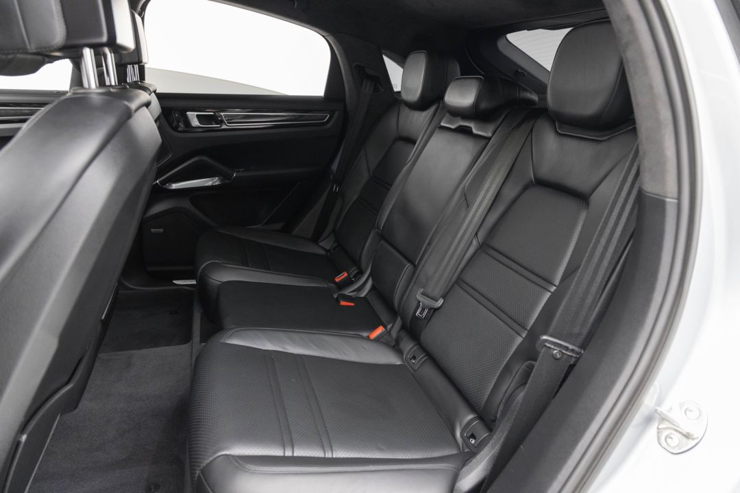 2020 Porsche Cayenne Turbo Coupe