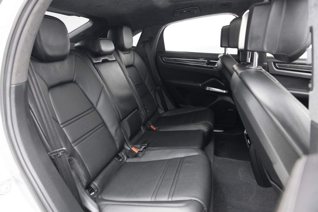 2020 Porsche Cayenne Turbo Coupe