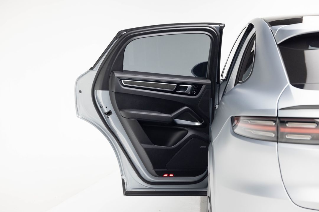 2020 Porsche Cayenne Turbo Coupe