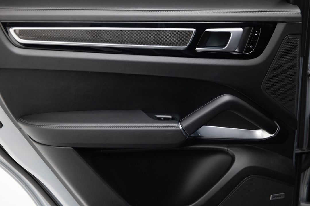 2020 Porsche Cayenne Turbo Coupe