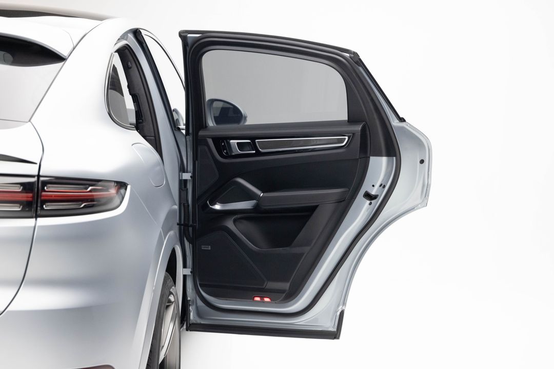 2020 Porsche Cayenne Turbo Coupe