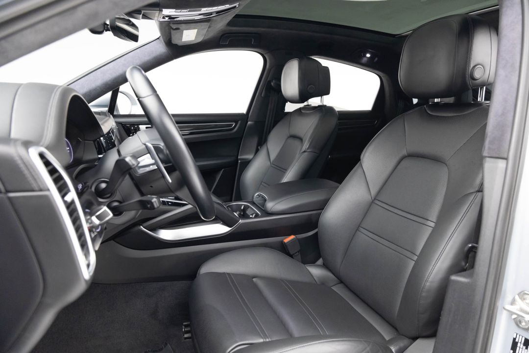 2020 Porsche Cayenne Turbo Coupe