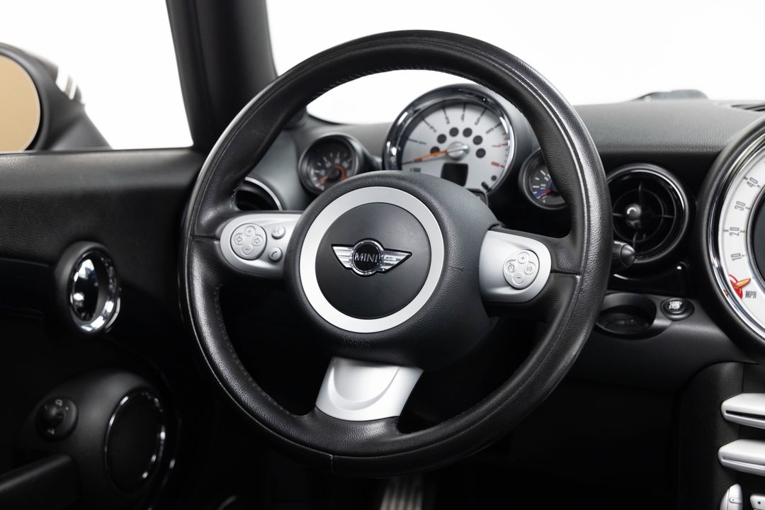 2010 MINI Cooper John Cooper Works