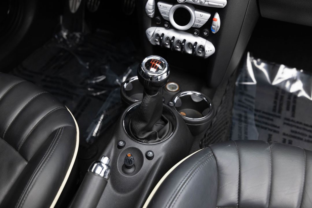 2010 MINI Cooper John Cooper Works
