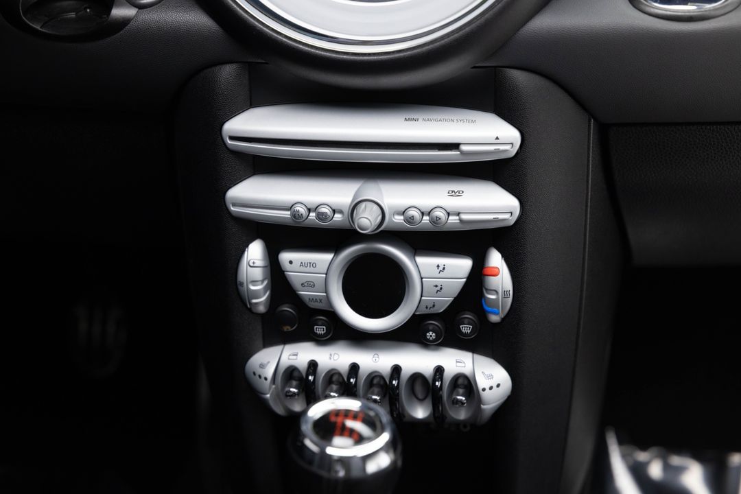 2010 MINI Cooper John Cooper Works