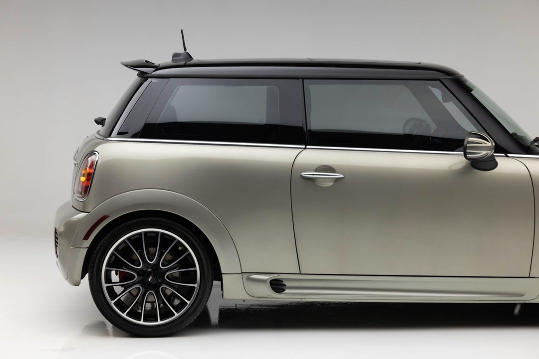 2010 MINI Cooper John Cooper Works