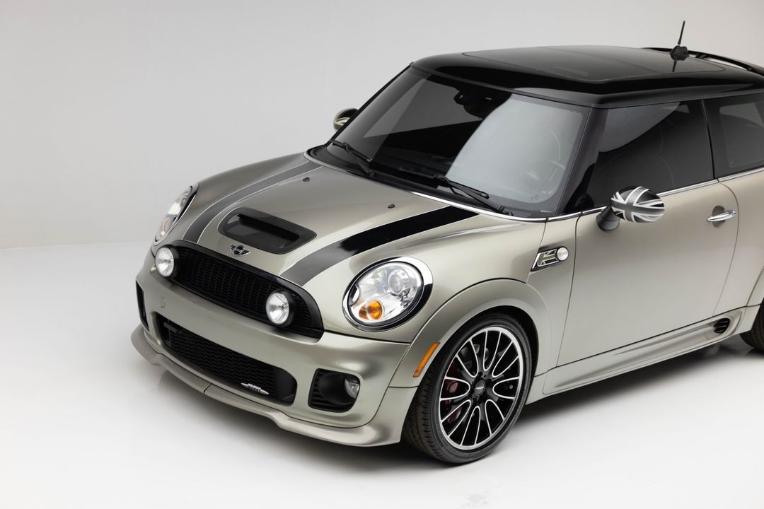 2010 MINI Cooper John Cooper Works