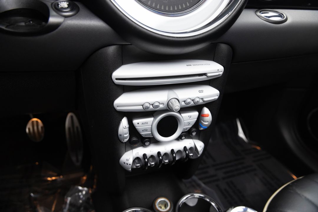2010 MINI Cooper John Cooper Works