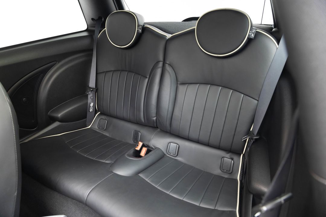 2010 MINI Cooper John Cooper Works