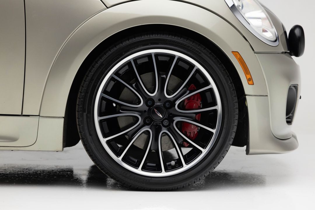 2010 MINI Cooper John Cooper Works