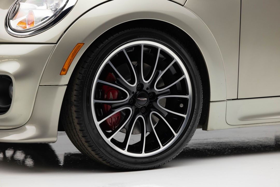 2010 MINI Cooper John Cooper Works