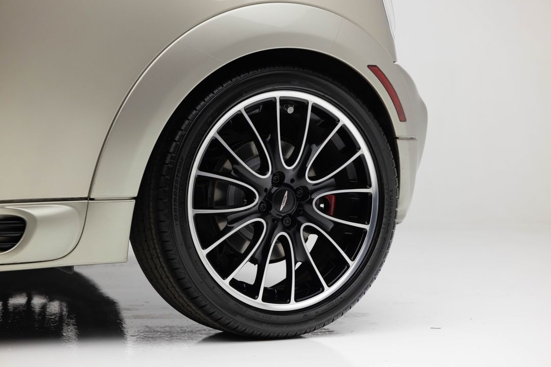 2010 MINI Cooper John Cooper Works