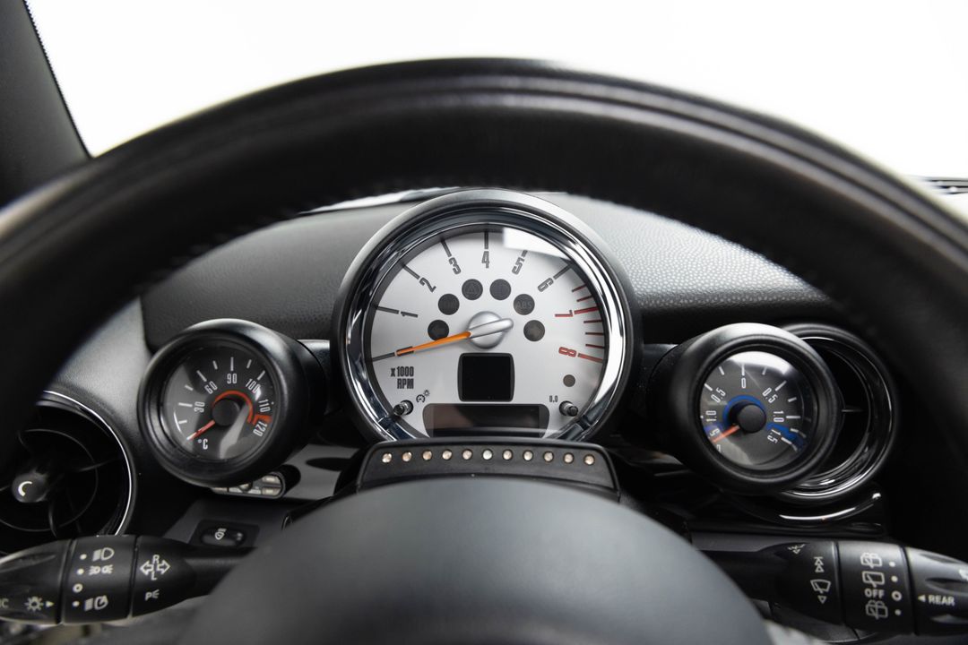 2010 MINI Cooper John Cooper Works