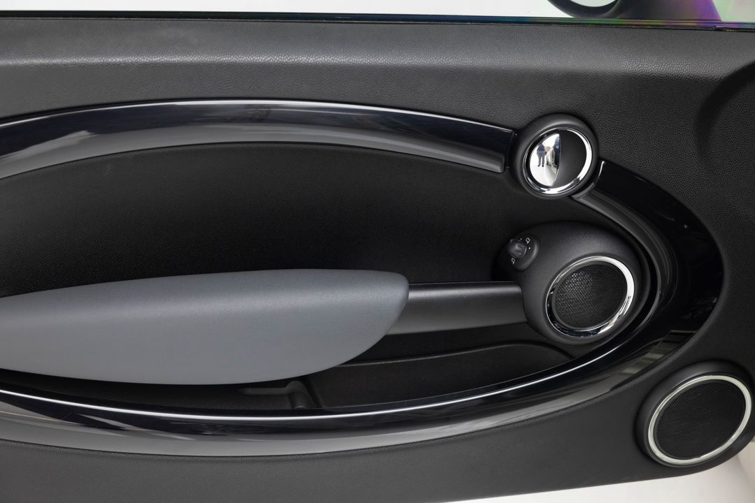 2010 MINI Cooper John Cooper Works