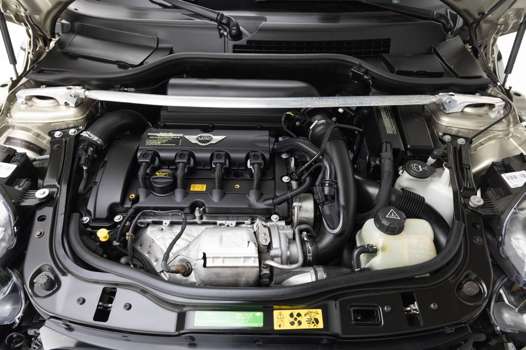 2010 MINI Cooper John Cooper Works