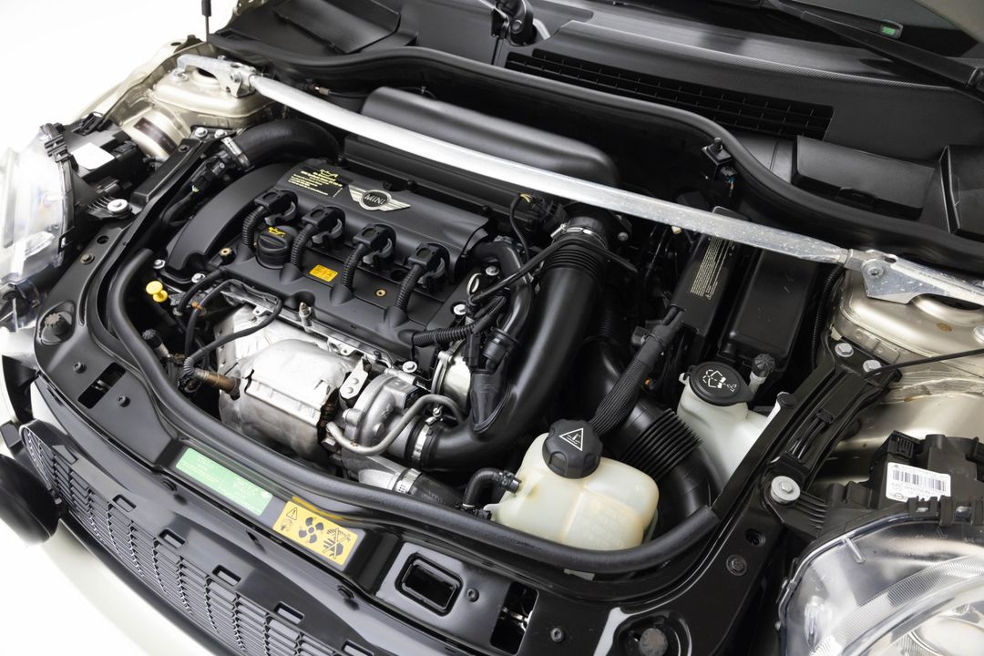 2010 MINI Cooper John Cooper Works