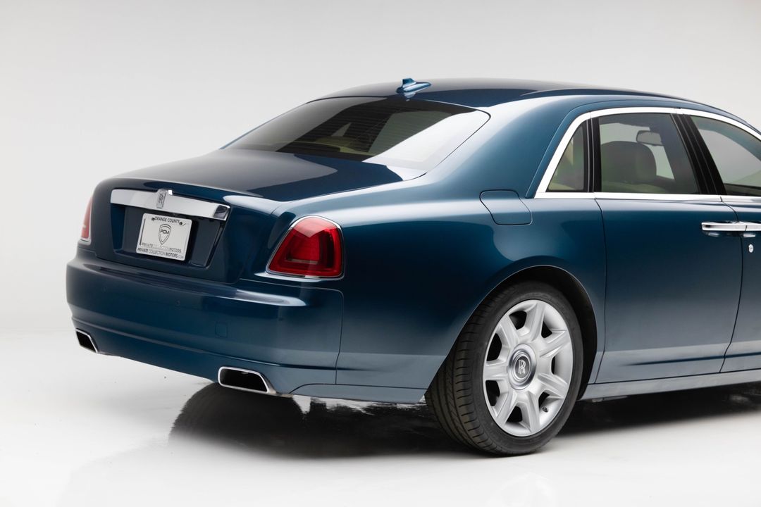 2010 Rolls-Royce Ghost