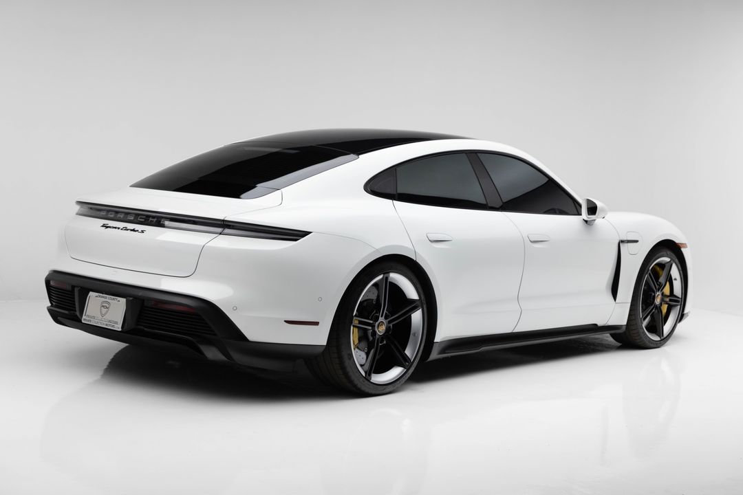 2024 Porsche Taycan Turbo S