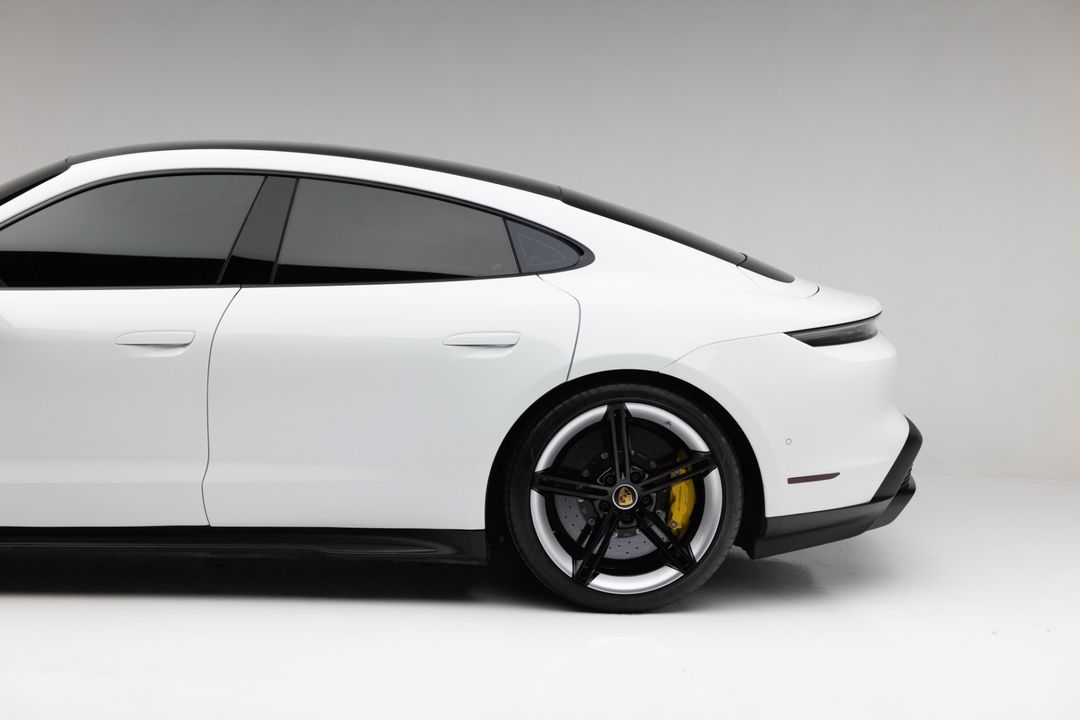 2024 Porsche Taycan Turbo S