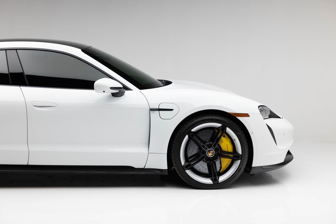 2024 Porsche Taycan Turbo S