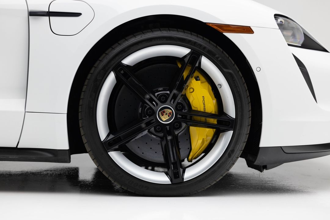 2024 Porsche Taycan Turbo S