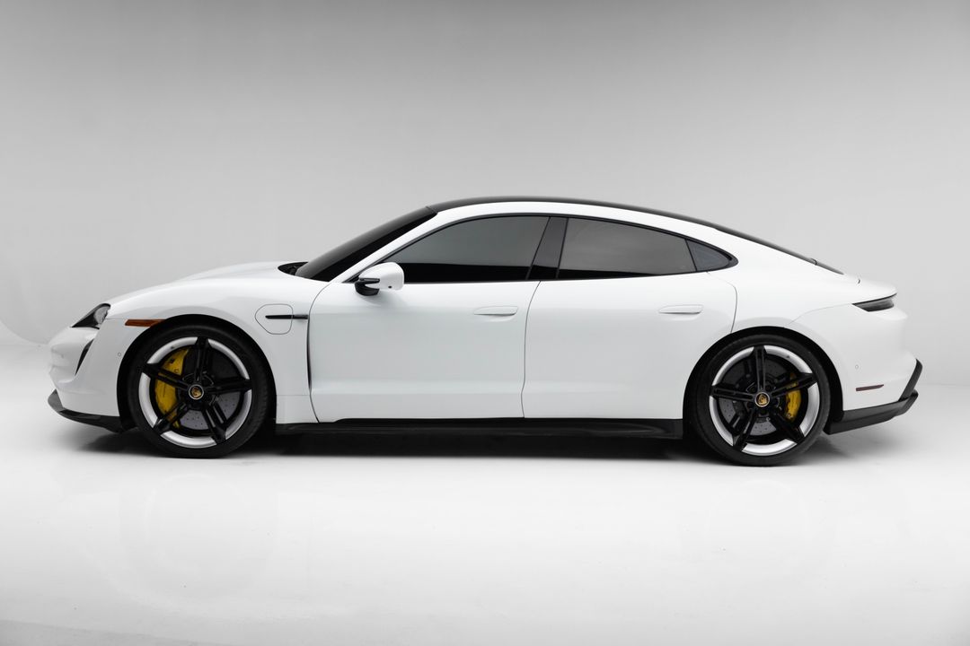 2024 Porsche Taycan Turbo S