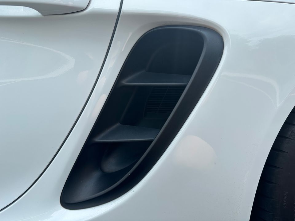 2018 Porsche 718 Cayman
