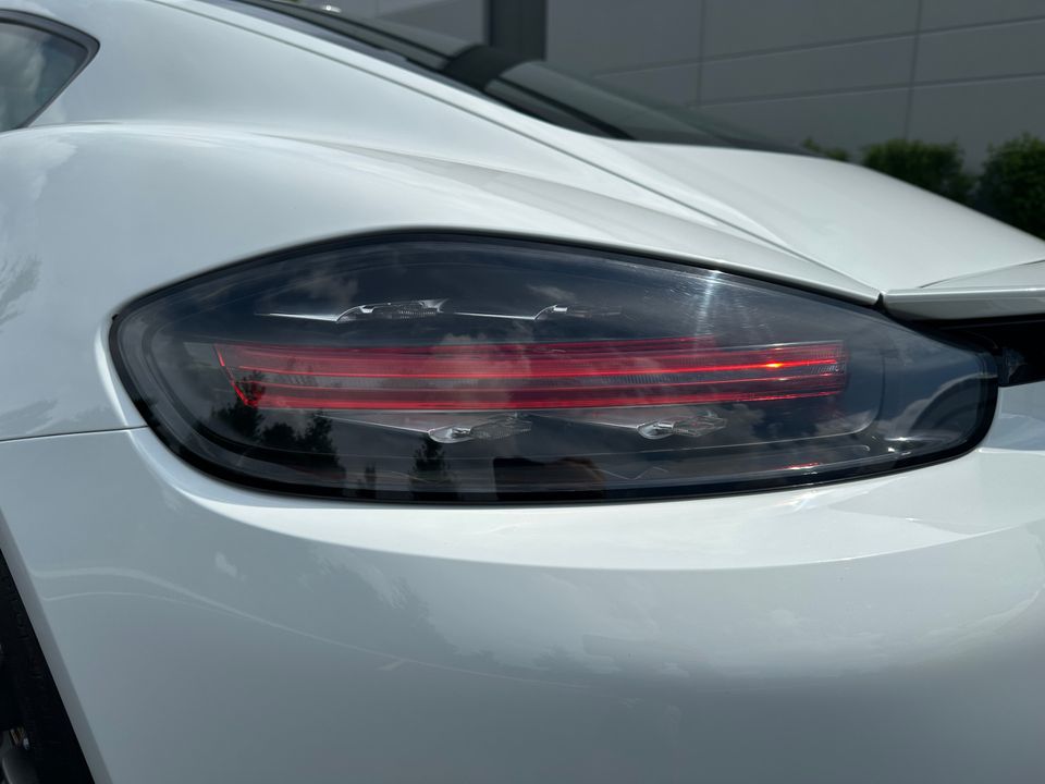 2018 Porsche 718 Cayman
