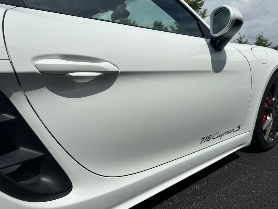 2018 Porsche 718 Cayman