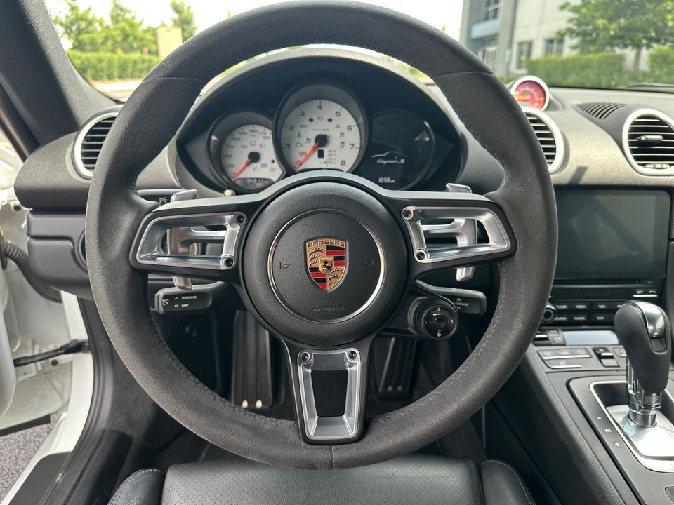 2018 Porsche 718 Cayman