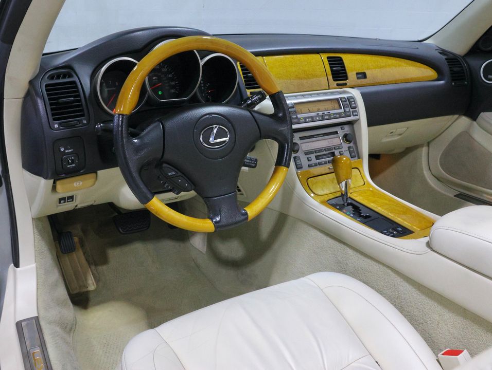 2002 Lexus SC 430