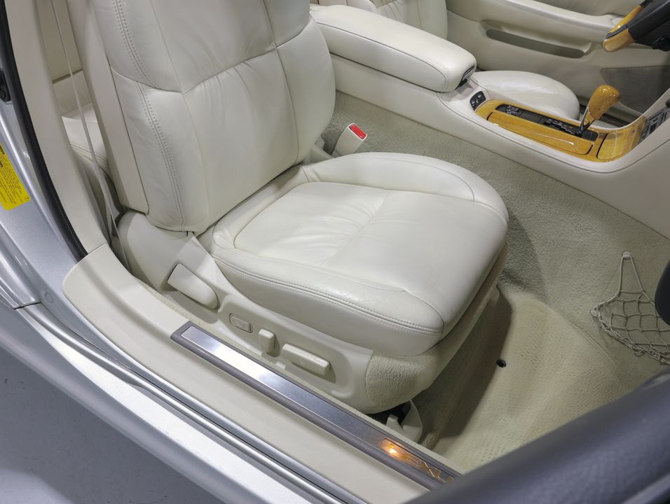 2002 Lexus SC 430