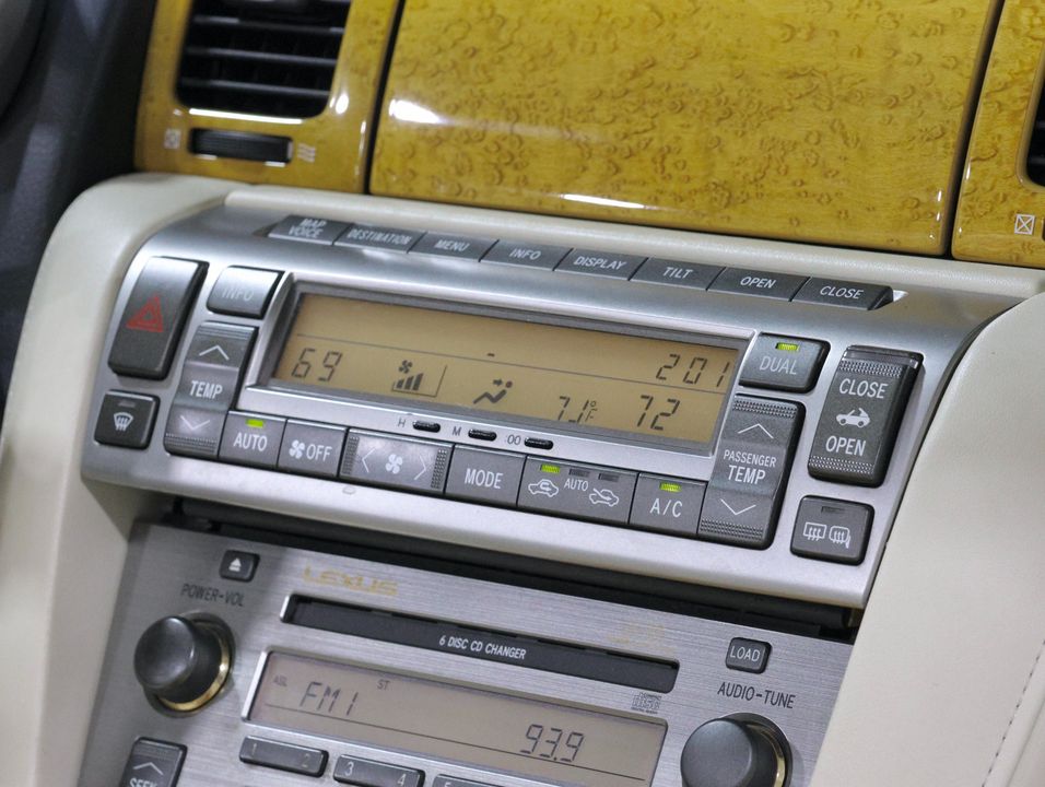 2002 Lexus SC 430