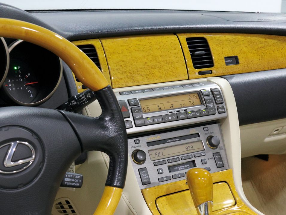 2002 Lexus SC 430