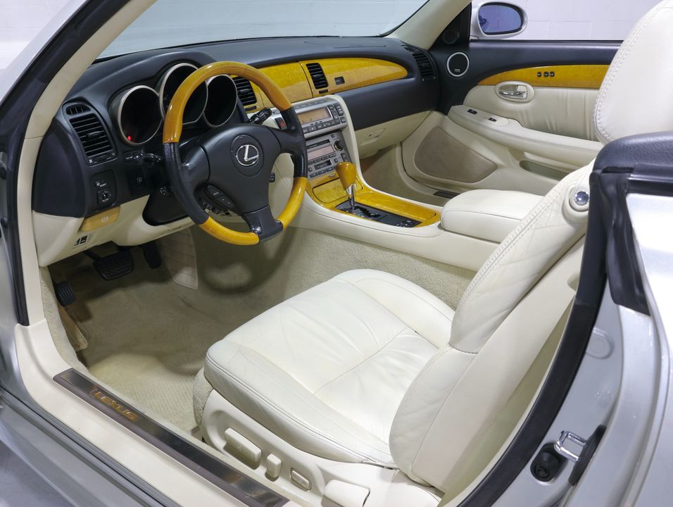 2002 Lexus SC 430