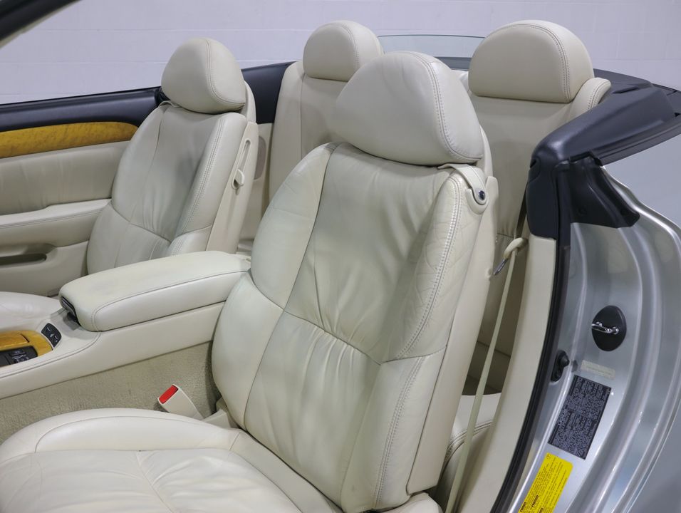 2002 Lexus SC 430
