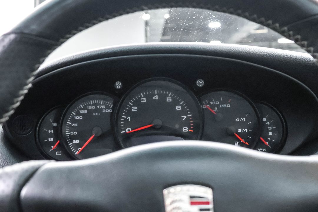 2002 PORSCHE 911
