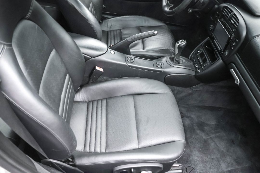 2002 PORSCHE 911