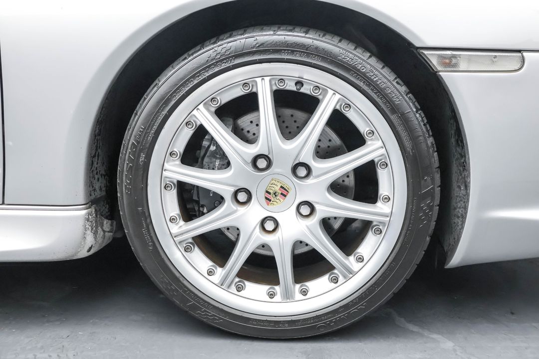 2002 PORSCHE 911