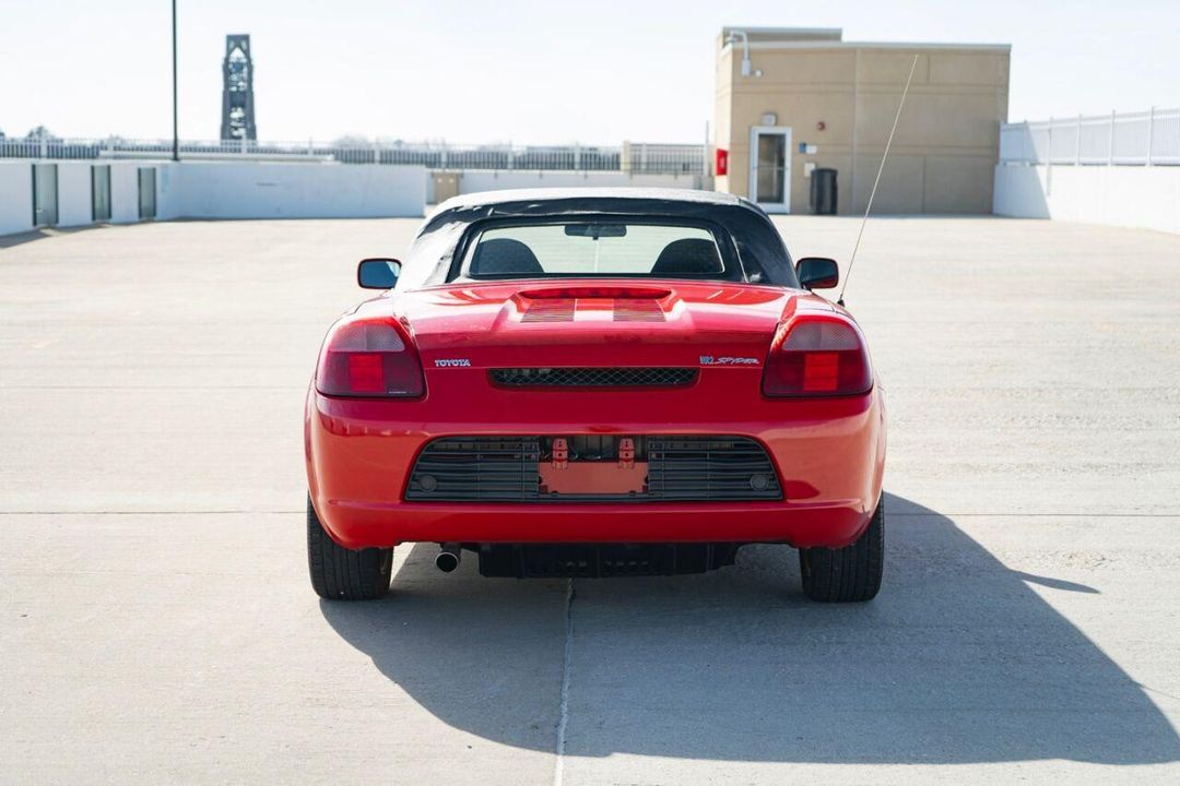 2001 Toyota MR2