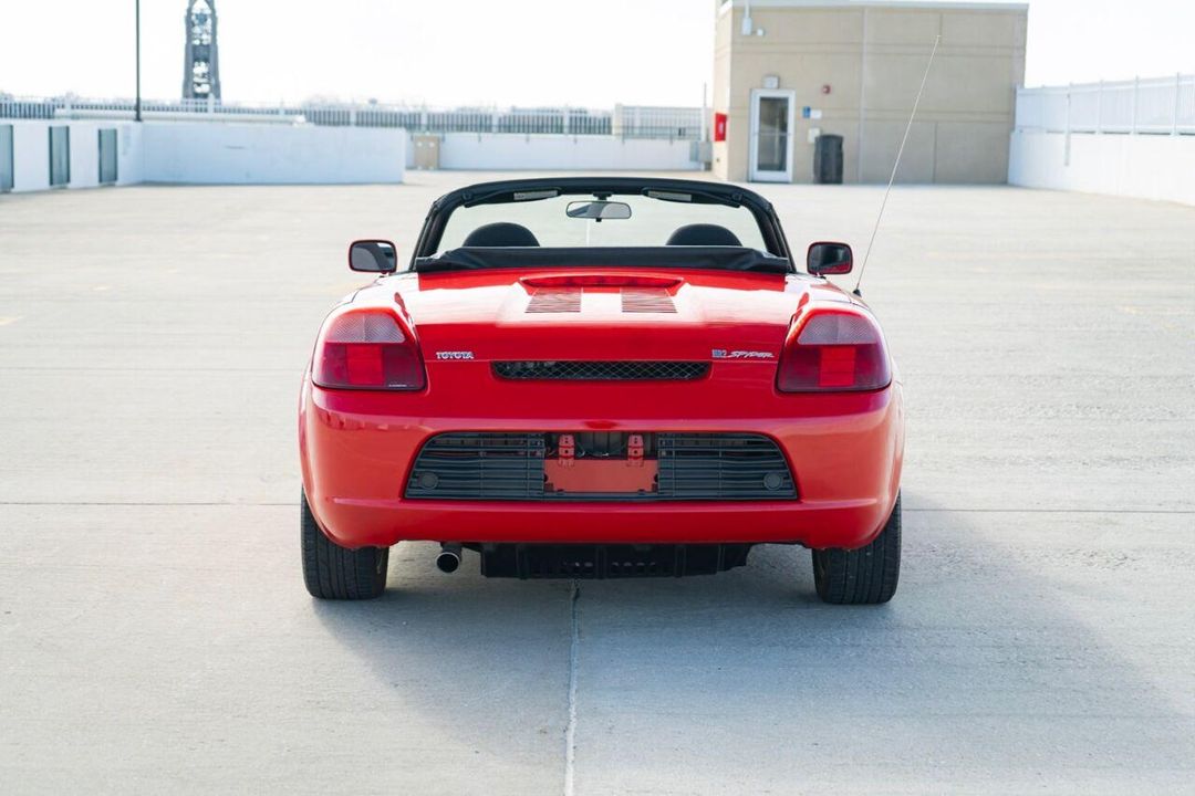 2001 Toyota MR2