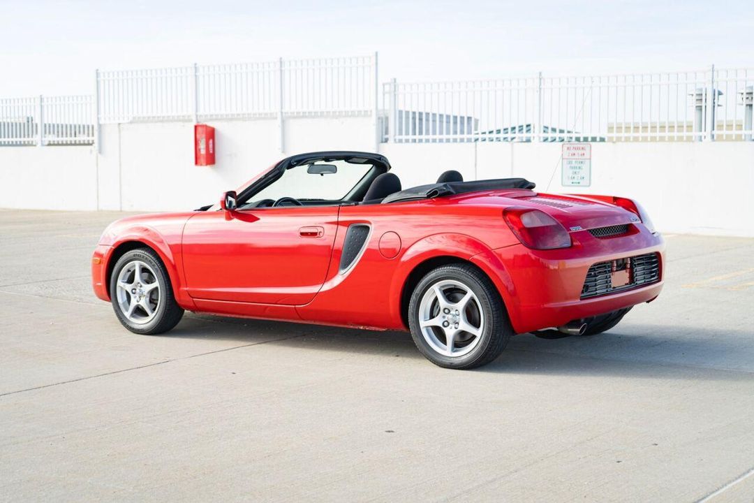 2001 Toyota MR2