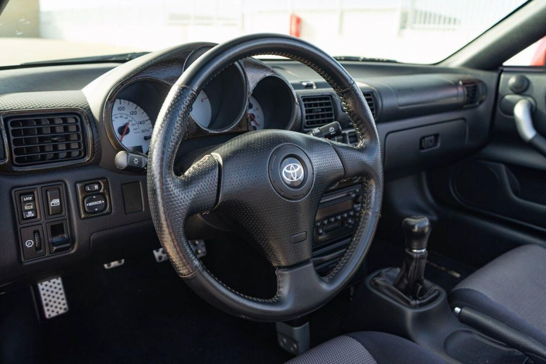 2001 Toyota MR2